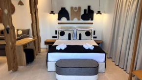 Aristotle Suites